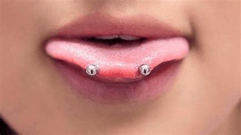 snake eye tongue piercing risks|Snake Eyes Piercing Pros And Cons: Weighing The。